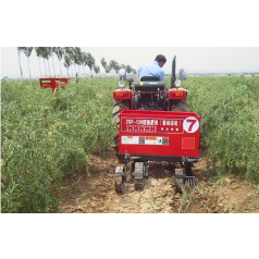 農(nóng)田，果樹牽引式振動深松施肥機