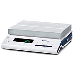 ME802電子天平，820g，0.01g